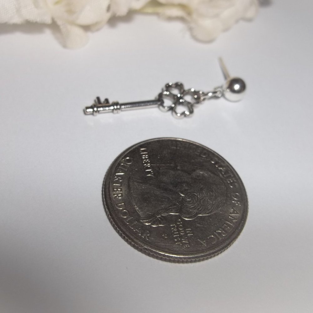 Single Earring Silver Skeleton Key Post Stud Unisex Style Jewelry NWT Gift 8298 - Picture 5 of 8